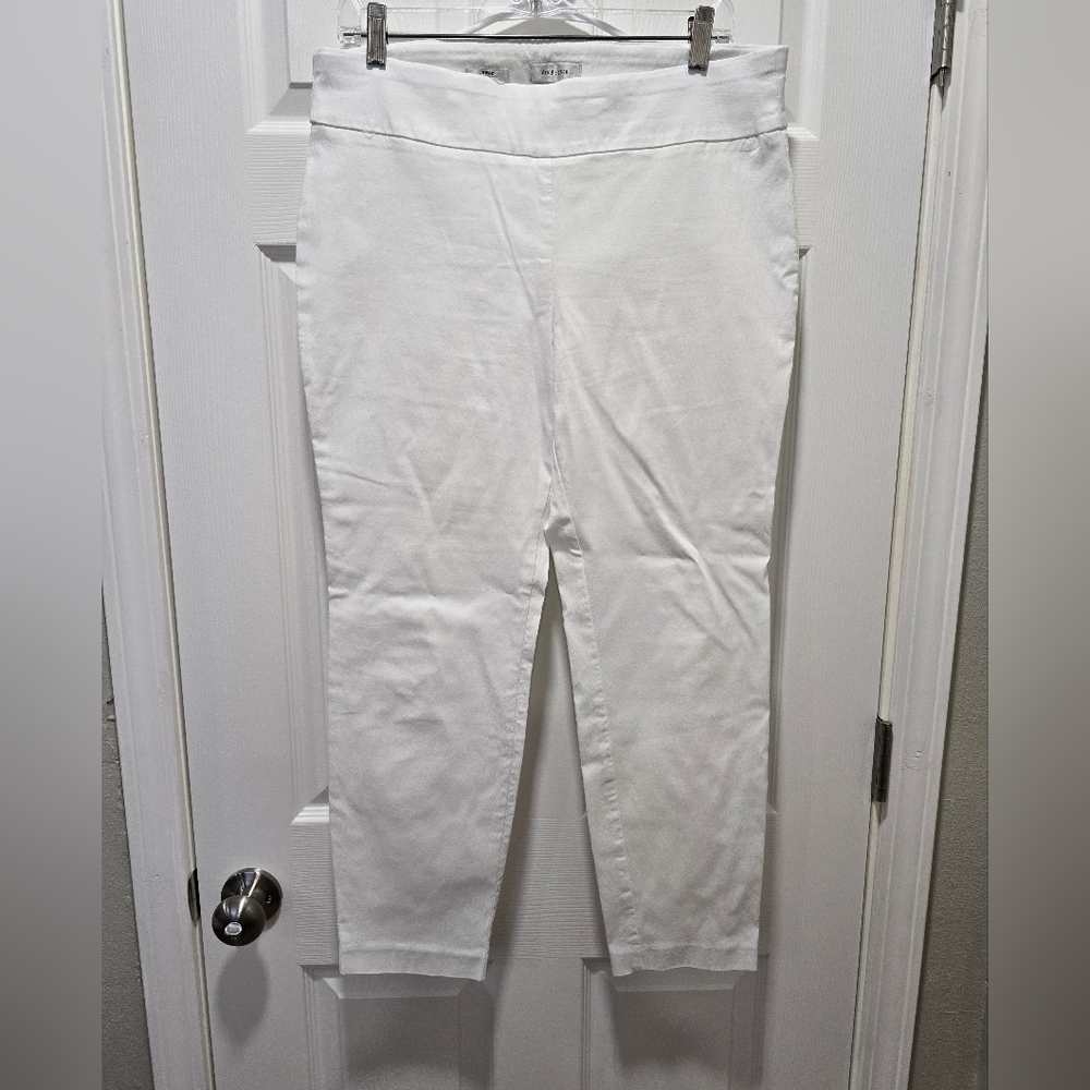 White Cropped Pants
